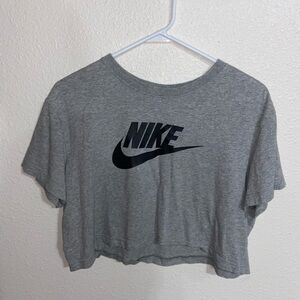 Nike cropped t-shirt